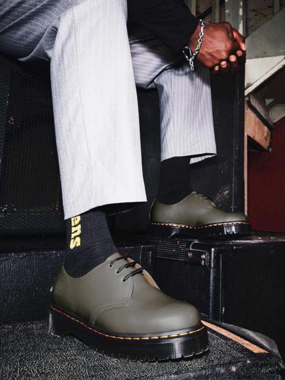 Dr. Martens Olive Green Leather Derby Shoes men’s 9 women’s 10